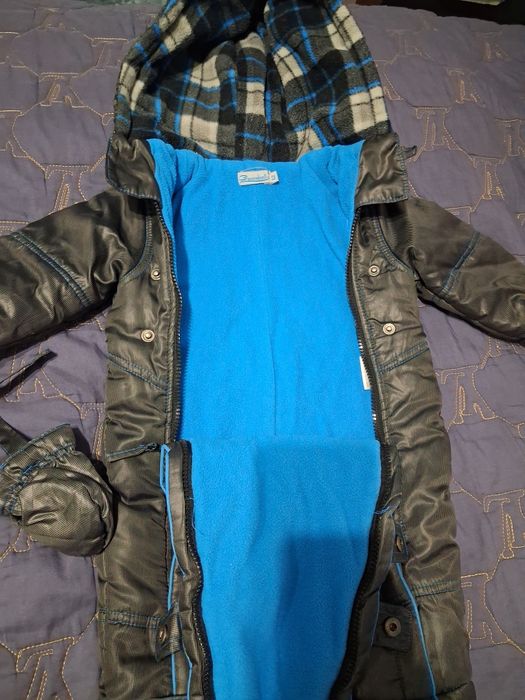 Продам комбинезон зимний