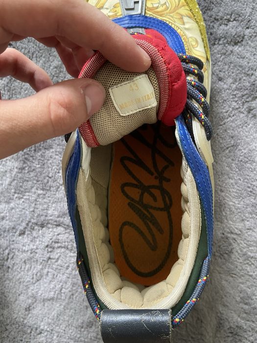 Versace chain reaction
