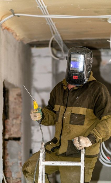 Сварщик по вызову. Сваршик. Сбаршик