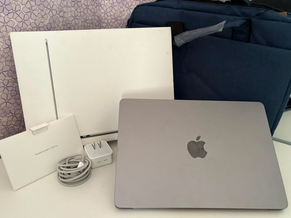 MacBook Air 13” — Apple M3