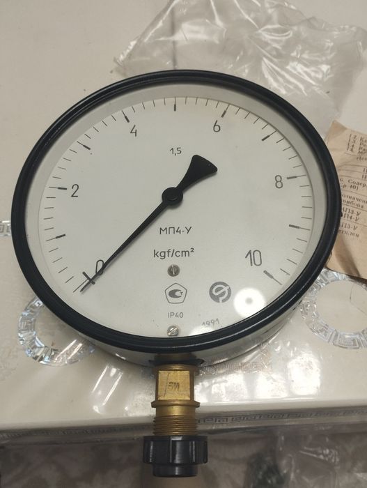 Продам манометры МТП-1М, манометр МП4-У, барометр анероид М-26