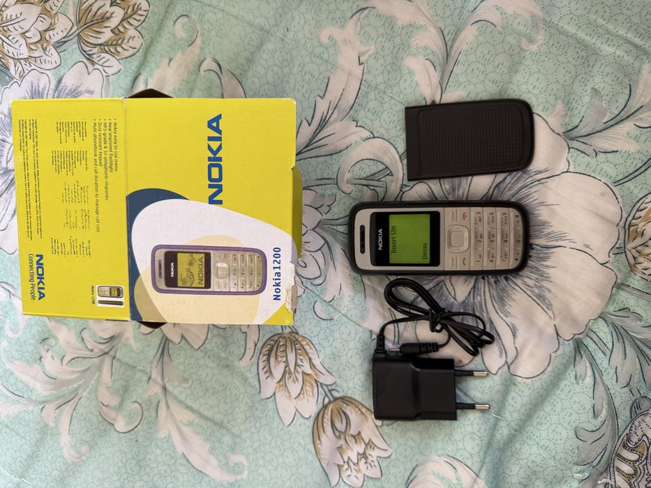 Продам Nokia 1200
