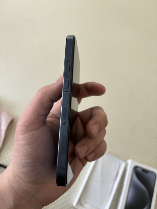 Продам айфон 15 про 128гб