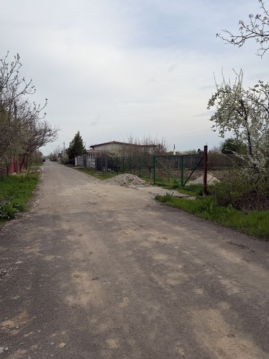 Teren intravilan 700mp, Lilieci, Ialomița(20 min de Bucuresti)