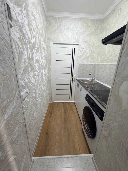 Продается квартира в Мирабадском районе в быв.общ. 1-ком на 3-этаже