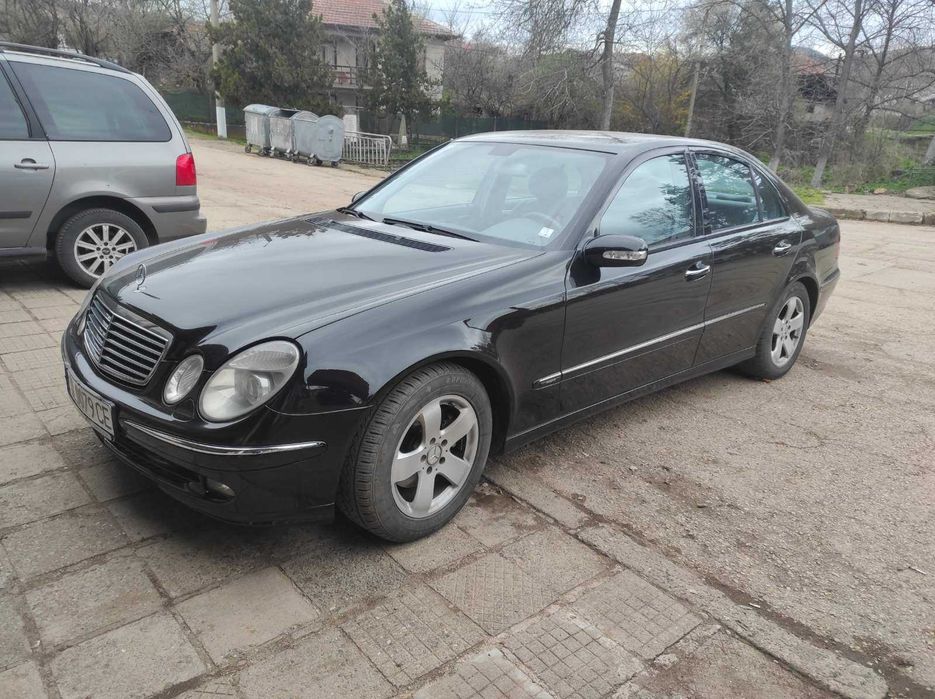 Mercedes-Benz E 220