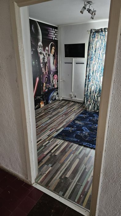 De vânzare apartament  4 camere