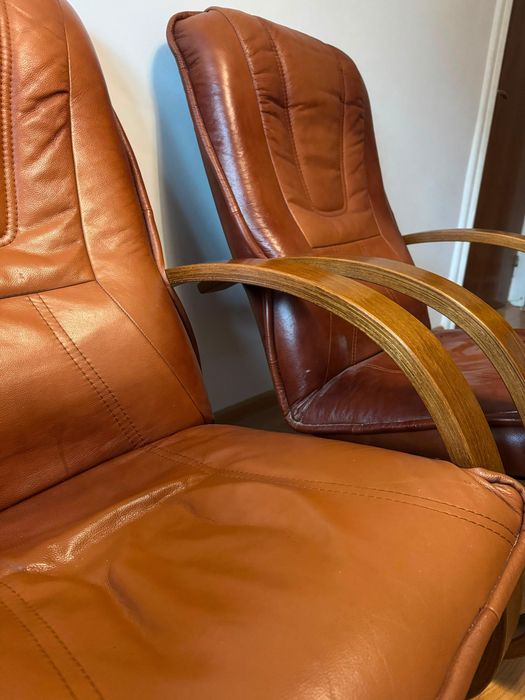 Vand Canapea din piele naturală nuanța Cognac- exstensibilă + doua folotii