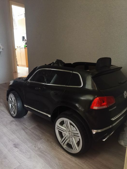 Продам детскую электромашинку