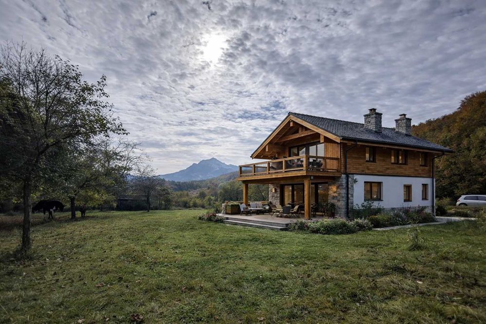 Панорамен УПИ в кв. Острец – Априлци | гледка към връх Марагидик