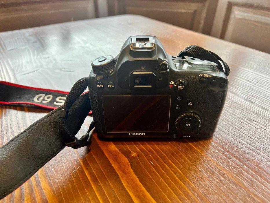 Aparat foto Canon EOS 6D Body Full Frame