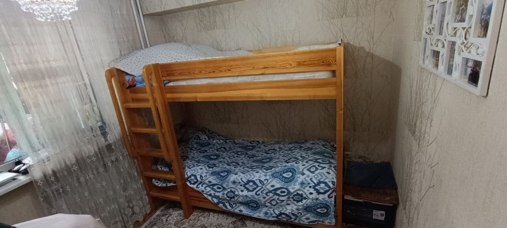 Продам двухъярусную кровать
