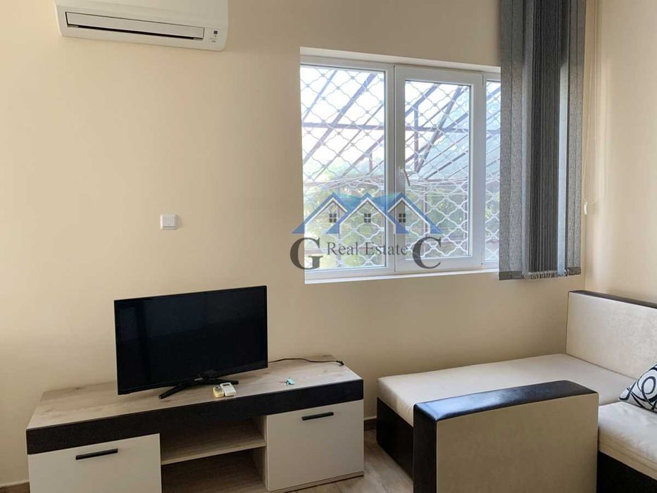 Продава се Къща в Варна, Трошево - 412 кв.м за 981 €/кв.м - Снимка #4