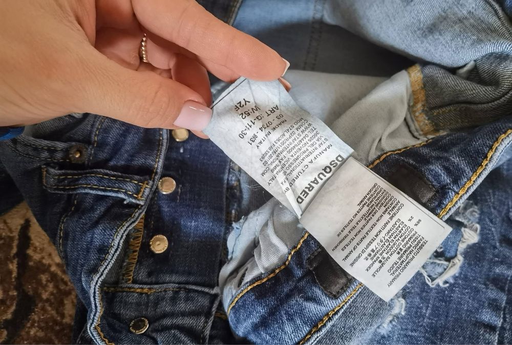 Blugi Dsquared2 barbati