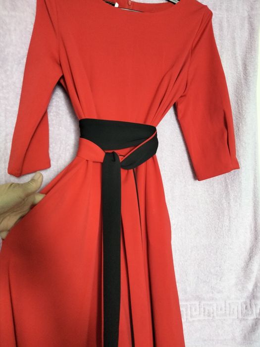 Продам платье размер 46-48