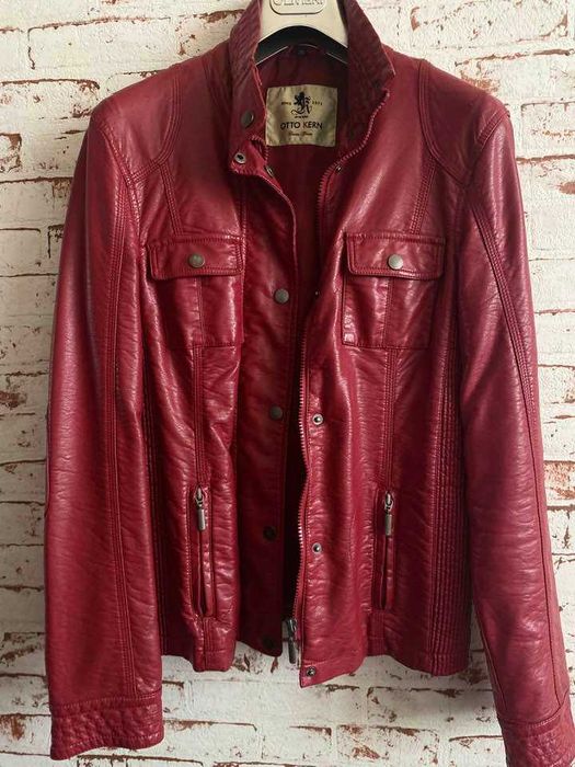 продам женскую куртку