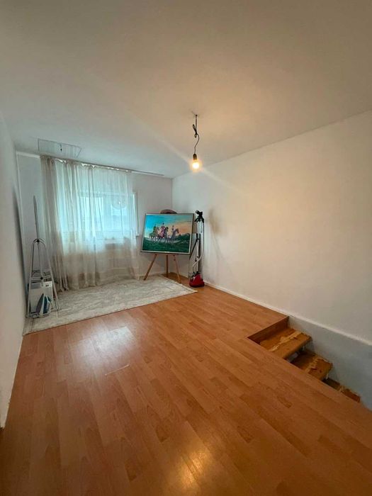 Продается 2 уровневый коттедж в центре
