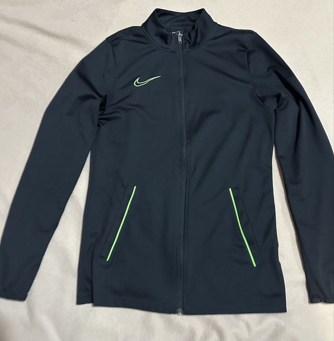 Nike спортен екип