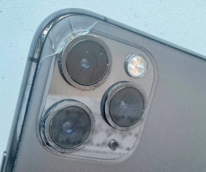 iPhone 11 Pro Max 256Gb США, аккумулятор 77%