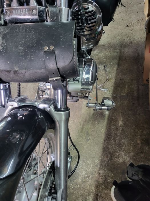 Vînd urgent  virago 1100 arata deosebit nichelul