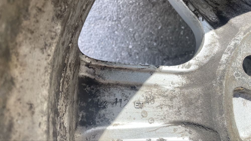 Джанти с гуми 5х112 R16 57.1