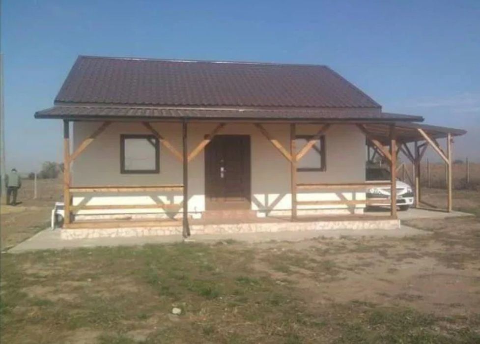 Case pe structura metalica