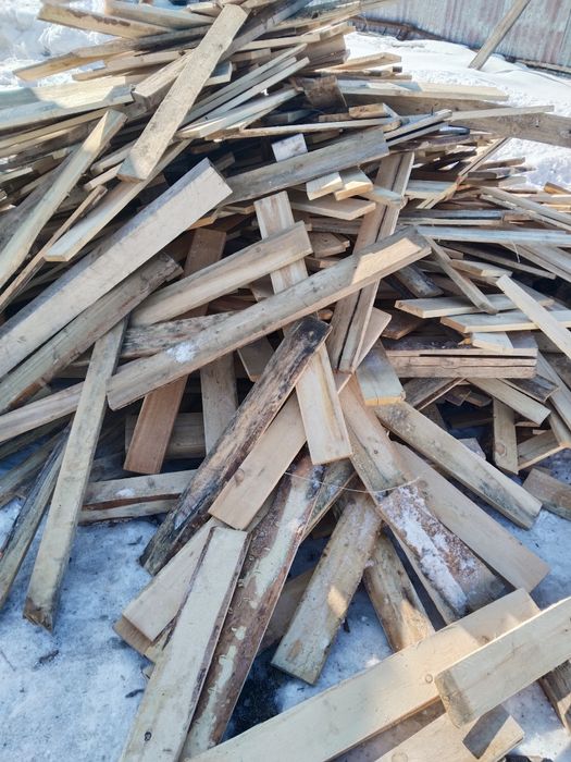 Дрова отын сатам .