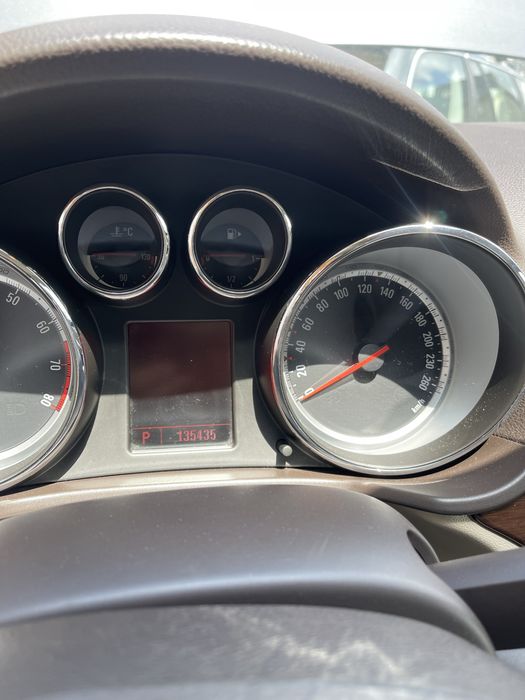 Opel Insignia 2.0 Turbo 200CP AUTOMATĂ – MOTOR DEFECT