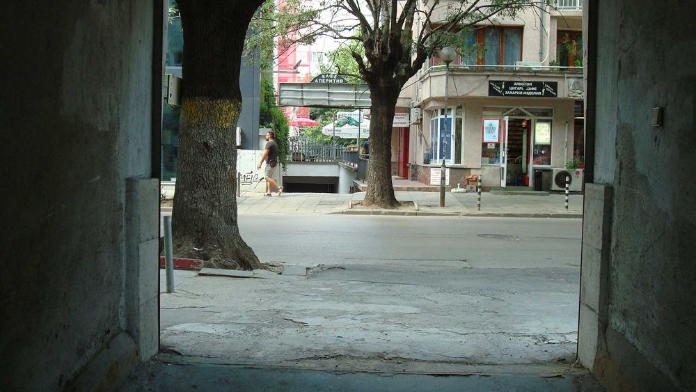 Дава се под наем Гараж / Паркомясто в София, Оборище - 16 кв.м за 127.5 € - Снимка #16