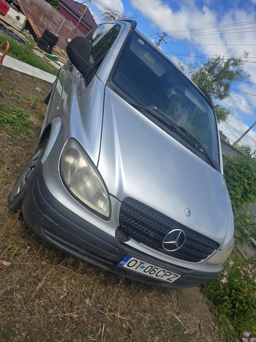 Se vinde Mercedes Vito si Opel astra h gtc
