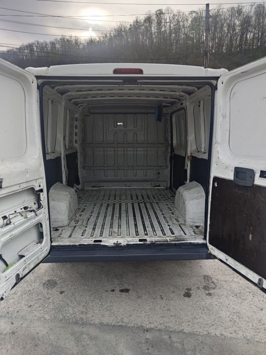 Peugeot Boxer 2198cmc L2H1 74kw 2009
