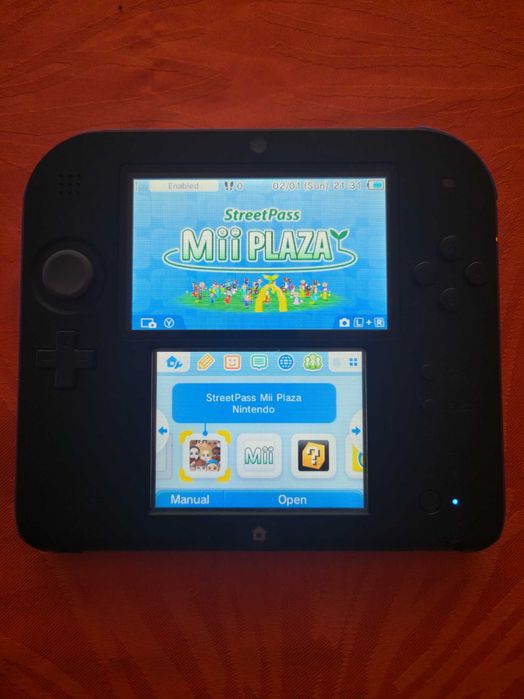Nintendo 2DS / 3DS с Mario игри
