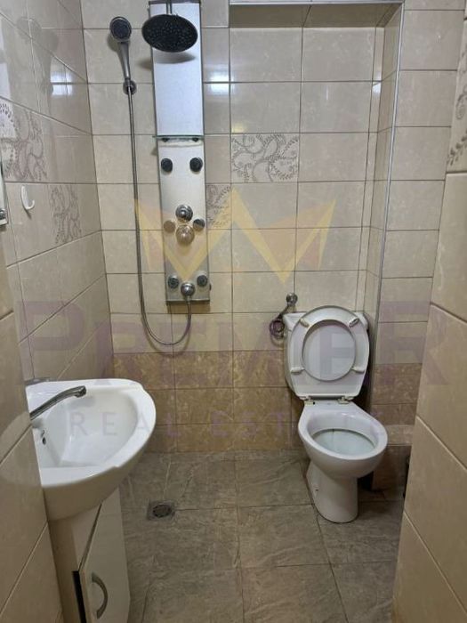 Дава се под наем Етаж от къща в Варна, Цветен квартал - 40 кв.м за 367.2 € - Снимка #7