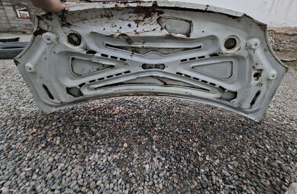 Капот на газель лупарик