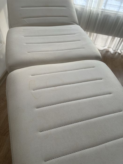 Кушетка белая в идеальном состоянии