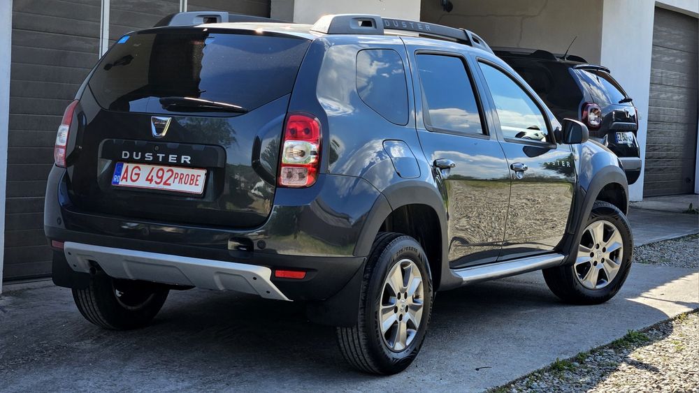 Dacia Duster 4x2 benzina și GPL de fabrica