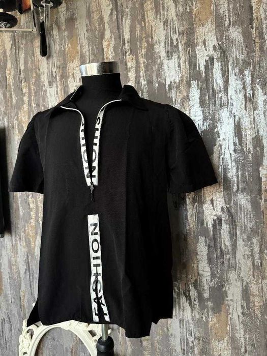 Camasa asimetrica cu maneci bufante NOUA - marime M-L