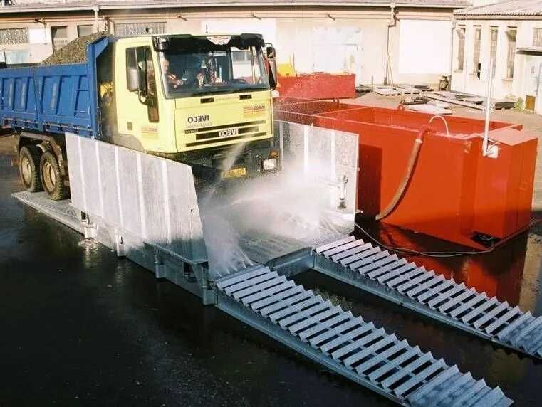 Платформа для мойки колёс на стройплощадках.