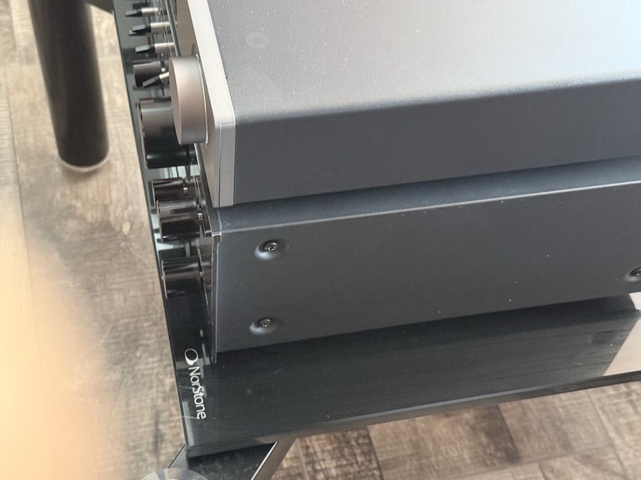 Akai integrate stereo amplifier