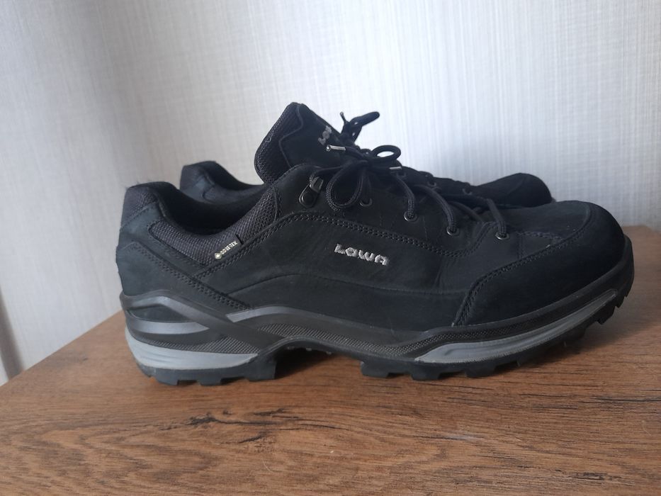 Lowa Renegade gore tex обувки 48 номер.