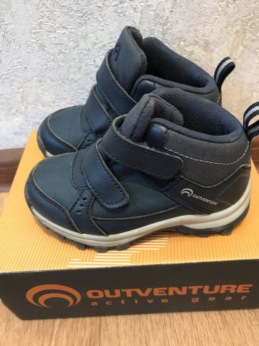 Продам ботинки