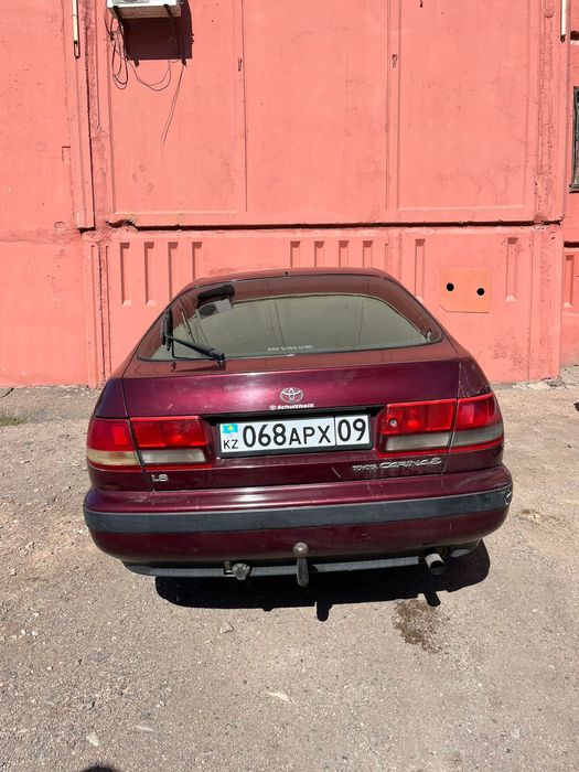 Продам машина Tayota carina E