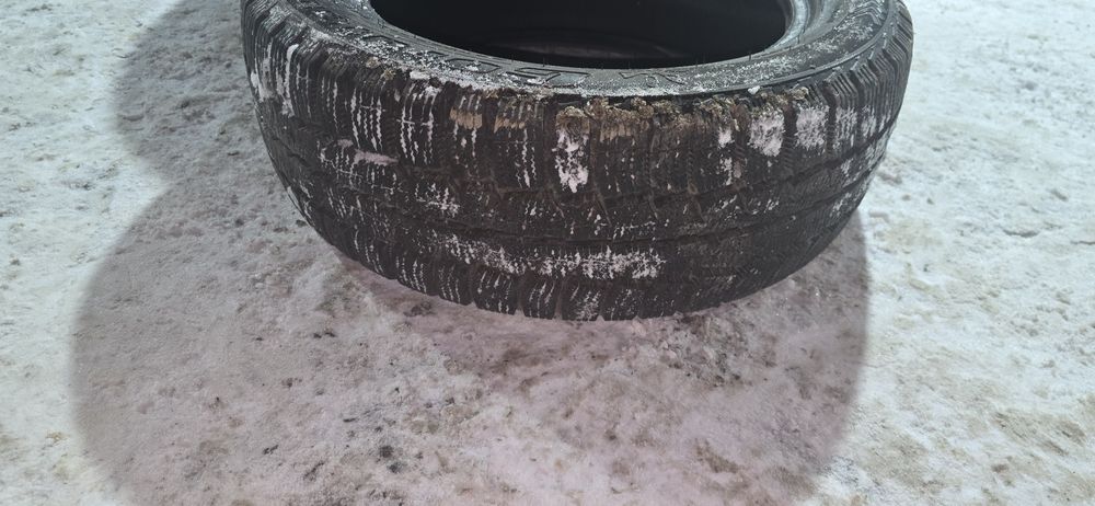 Продаю пару б/у баллонов