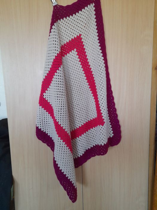 Вязаные детские  пледы