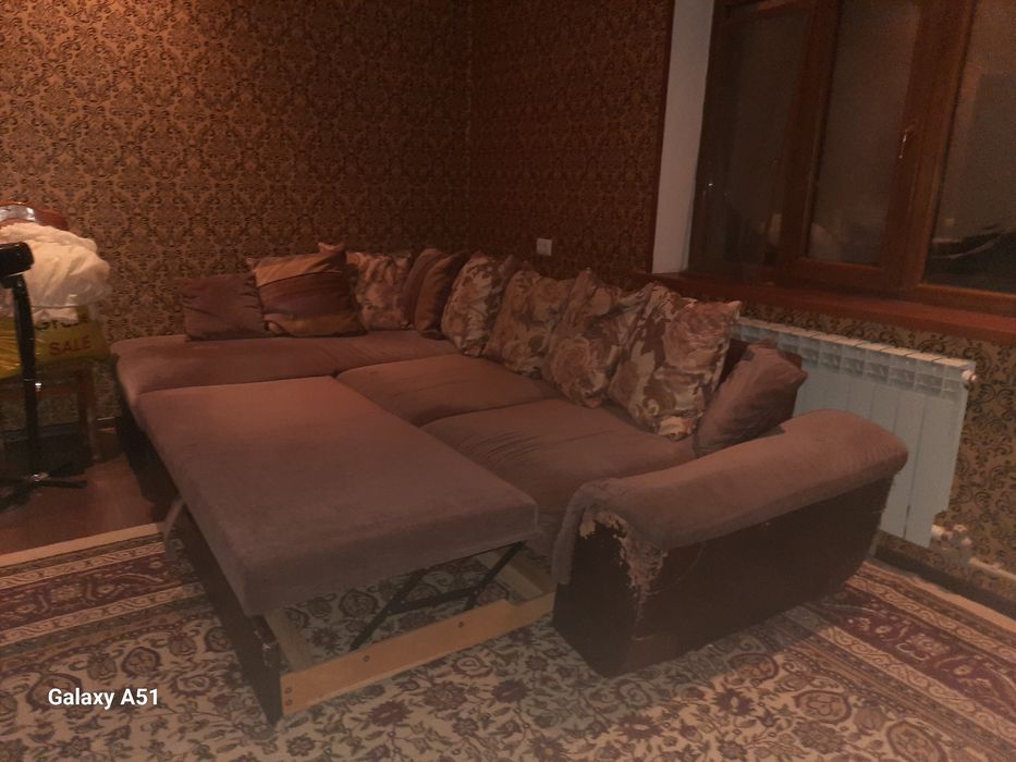 Продам диван в хорошем состоянии