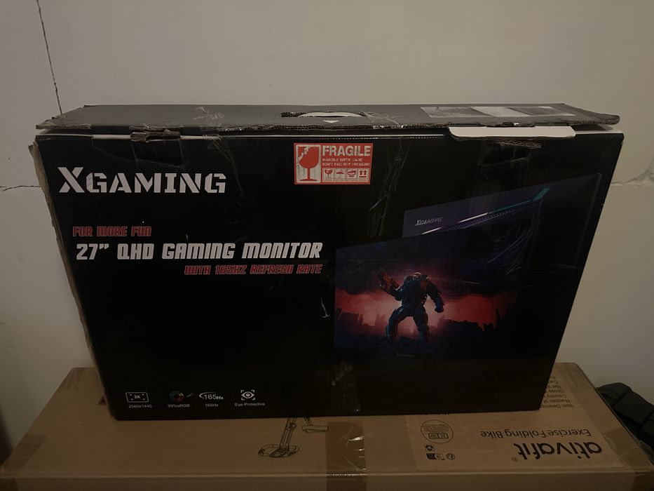 Monitor gaming la cutie