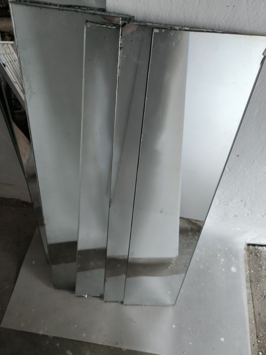 Зеркала                      .