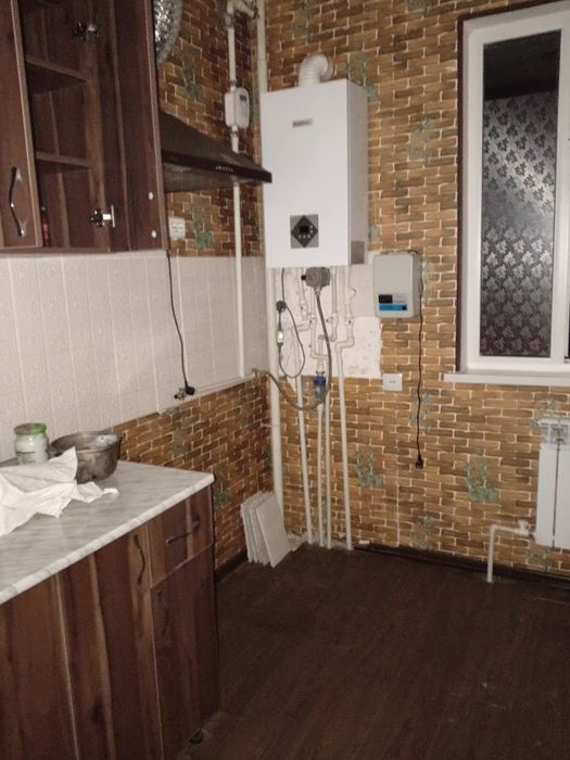 Тошкент шахрига жуда яқин ва қулай жойда 2 хонали квартира сотилади