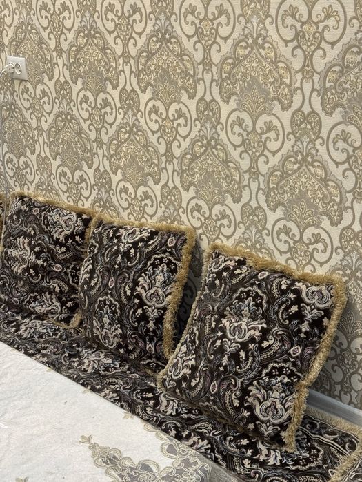 Xontaxta parda va ko’rva yostiq sotiladi