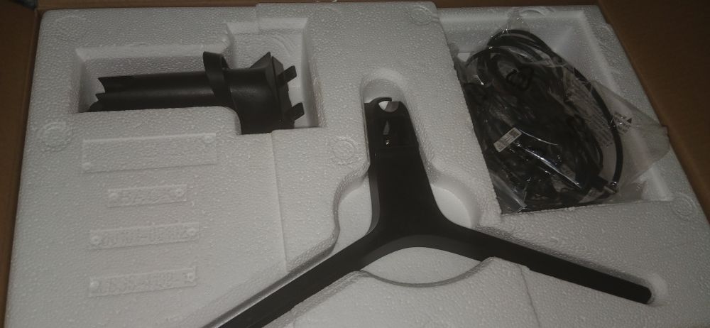 Монитор Самсунг 24"